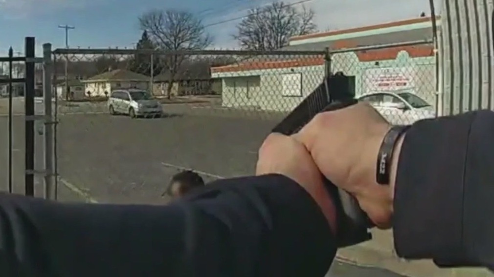 Milwaukee police bodycam release procedure; FPC approves